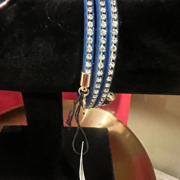 Marc by Marc Jacobs Electric Blue Slinky Crystal Wrap Bracelet NWT - Picture 2 of 4